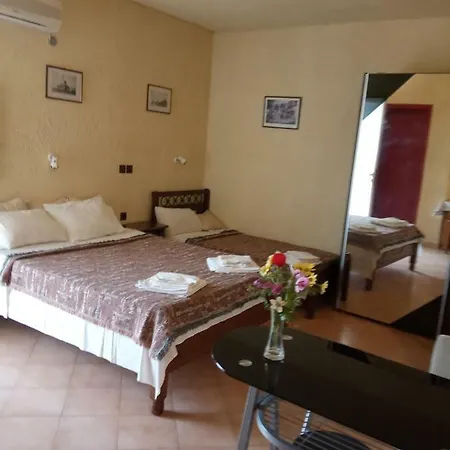 Hotel Paliostafida Beach Studios & Apartments